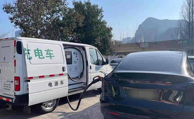德阳汽车搭电